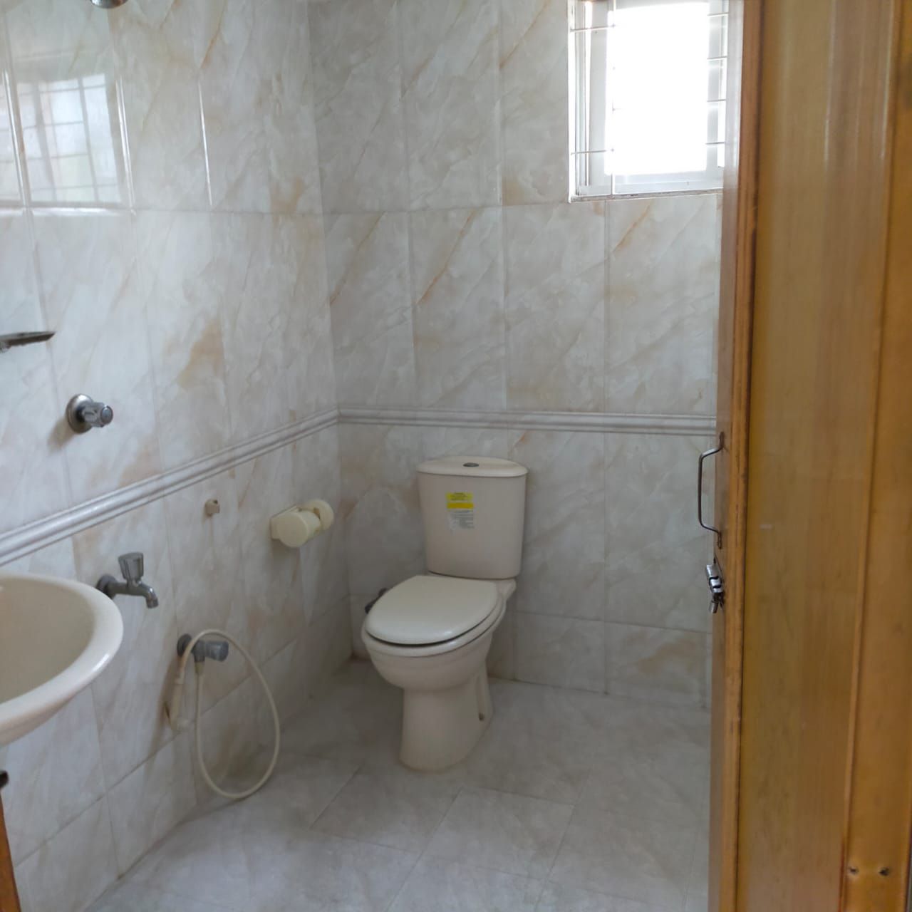 Flat rent in Mohammadpur | 3 bed(s) | Baribodol.com