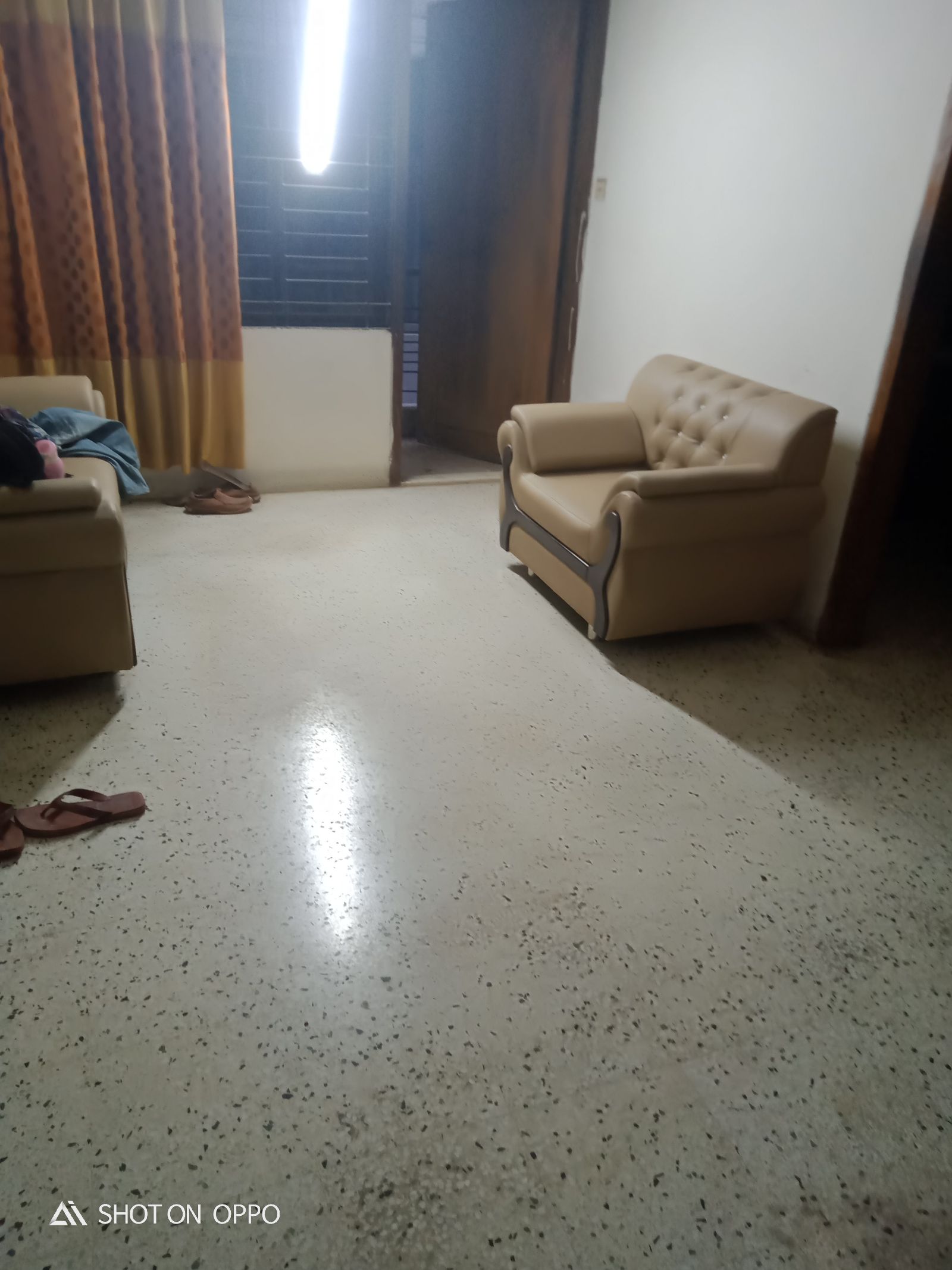 Seat rent in কামার পাড়া বাস স্ট্যান্ডের 50 গজ পশ্চিমে | 2 bed(s) | Abdullahpur | Baribodol.com, Best property rental platform in Bangladesh